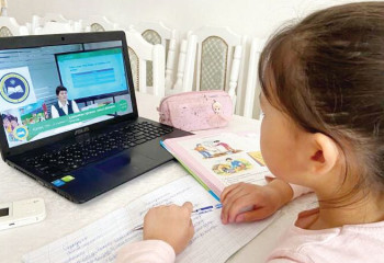 Астанада 8 желтоқсанда бірінші ауысым оқушылары онлайн оқиды