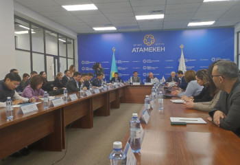 Астанада кәсіпкерлерге кедергі келтіретін өзекті мәселелер талқыланды