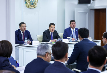 Әлихан Смайылов елорданың жаңа әкімін таныстырды