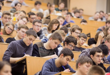 Колледждердің 100 үздік студенті елдің ірі кәсіпорындарына жұмысқа орналасады