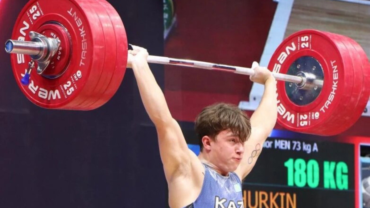 Ауыр атлетикадан әлем чемпионаты: Алексей Чуркин қола медаль алды