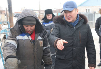 Көп қабатты үйлердің бәріне жылу берілді —  Аян Бейсекин