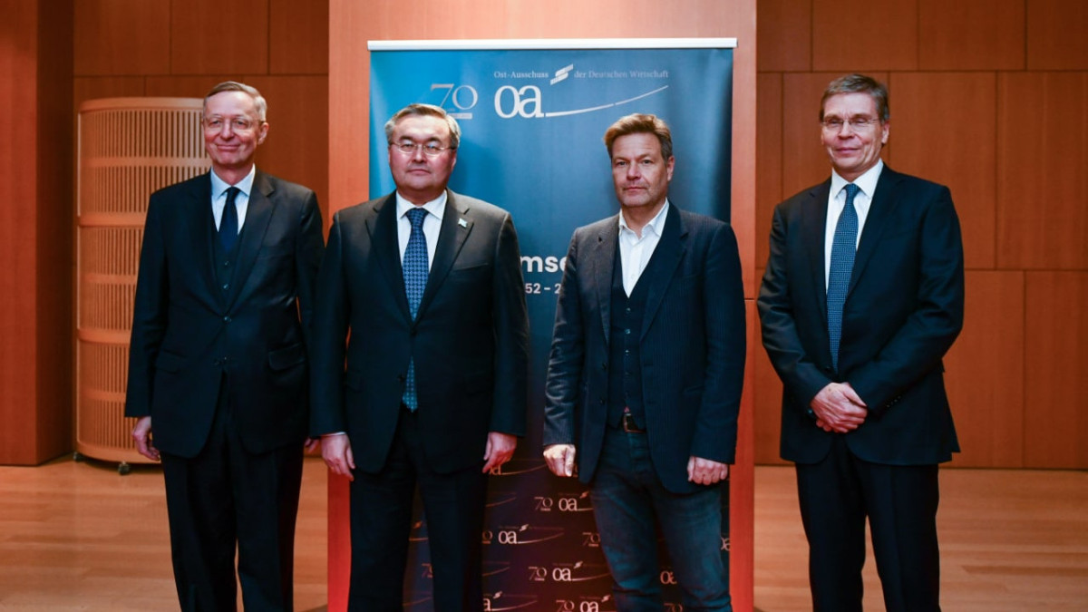 Kazakh FM arrives in Germany