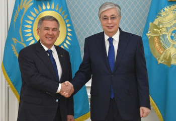 Қасым-Жомарт Тоқаев Татарстан Президенті Рустам Миннихановты қабылдады