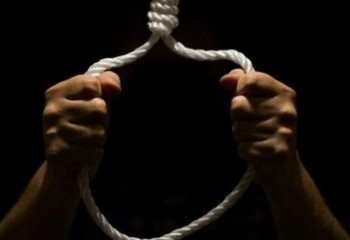 Мужчину и трех детей нашли повешенными в Мангистауской области