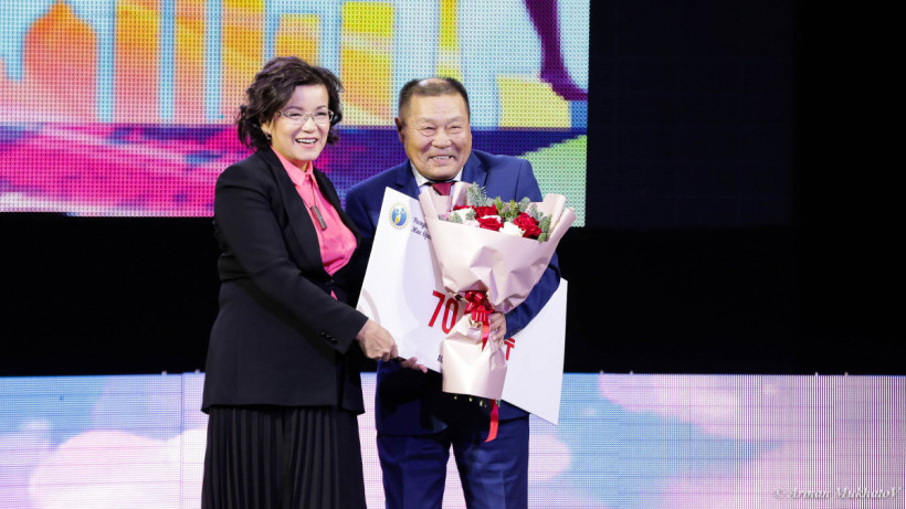  Нацкомиссия по делам женщин и семейно-демографической политике 