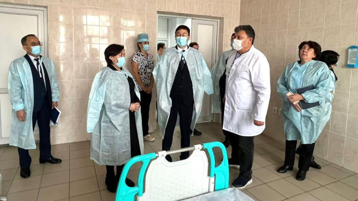 Денсаулық сақтау министрлігі өкілдері Қарағандыдағы медициналық нысандарды аралады