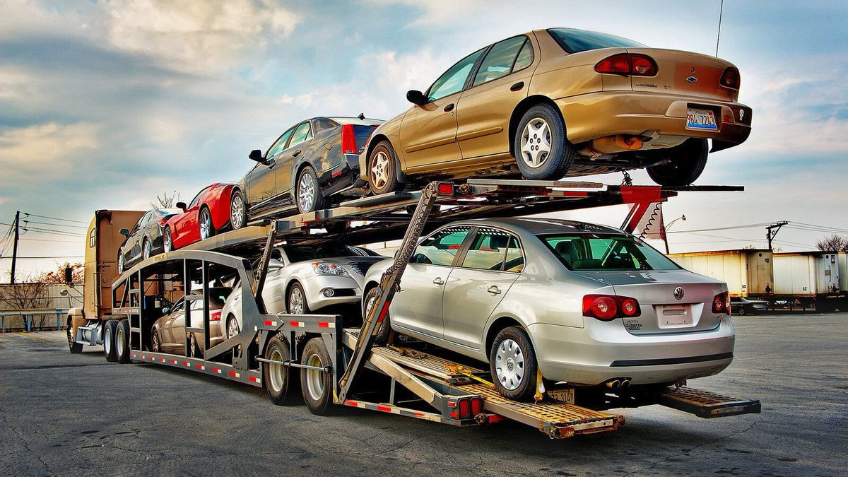 Казахстан побил рекорд по импорту легковых автомобилей