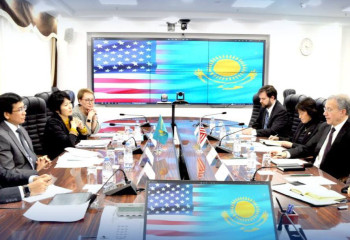 FLEX бағдарламасымен 2 000-нан астам оқушы АҚШ мектептерінде оқыды