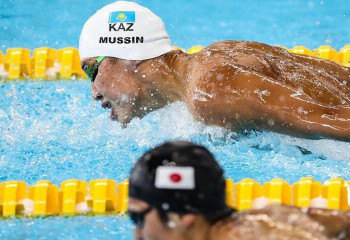 Казахстанский пловец установил рекорд на чемпионате мира