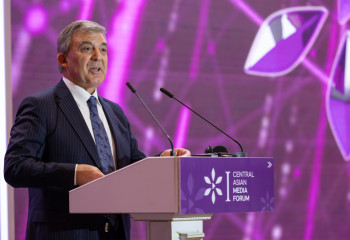 Правительство не должно бояться свободных СМИ - Абдулла Гюль