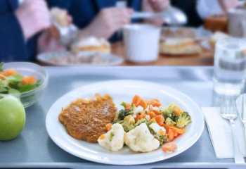 Астанада 100 мыңға жуық бала тегін ыстық тамақпен қамтамасыз етілген