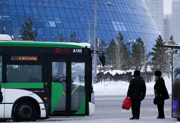Астанада қоғамдық көліктер 45 минутқа дейін кешігуі мүмкін