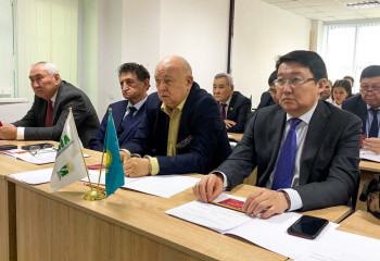 Внеочередной съезд партии «Ауыл» прошел в Астане