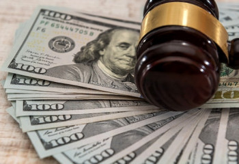 В Талдыкоргане судья попалась на взятке 1,5 млн тенге