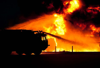 Алматыда өртенген үйде қалып қойған 93 жастағы қария құтқарылды