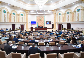 Сенатта сыбайлас жемқорлықты азайтуға бағытталған заң ұсынылды