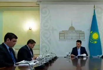 Ерлан Қарин Шетелде кадрлар даярлау жөніндегі комиссияның отырысын өткізді