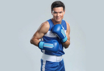 Боксшы Данияр Елеусінов әлем чемпионы атағынан айрылды