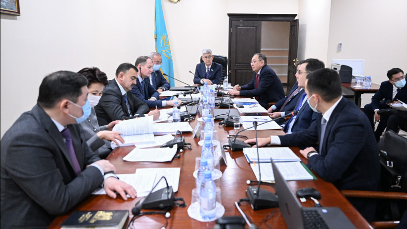  Сенаттың баспасөз қызметі 