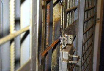 В Актобе мужчина получил срок за разжигание религиозной розни в колонии