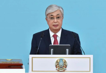 Мемлекет басшысы Эльвира Азимованы қабылдады