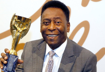 Әйгілі футболшы Пеле 82 жасында өмірден өтті