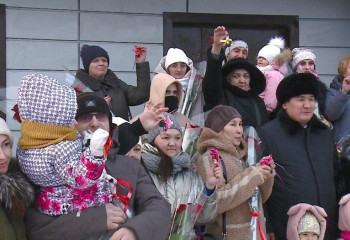 60 семей получили ключи от квартир в Шахтинске в канун Нового года