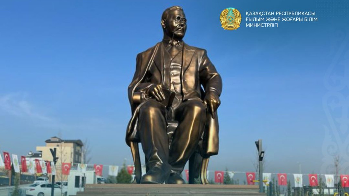 Памятник и парк имени Ахмета Байтурсынулы открыли в Анкаре
