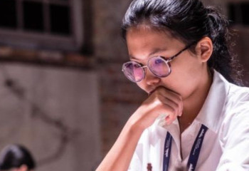 Bibisara Assaubayeva wins World Blitz Championship