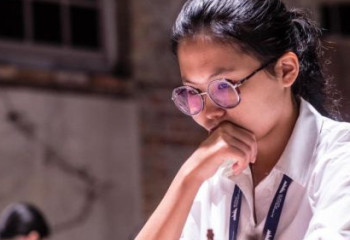 Бибисара Асаубаева вновь стала чемпионкой мира по блицу