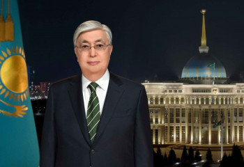 Мемлекет басшысы қазақстандықтарды Жаңа жылмен құттықтады