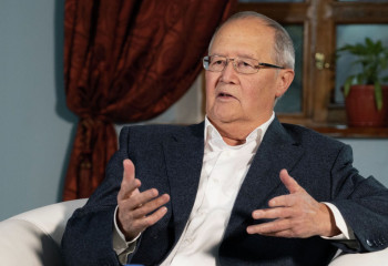 Мұрат Әуезов: Тілден де, Діннен де айрылып қала жаздаған кездеріміз болды