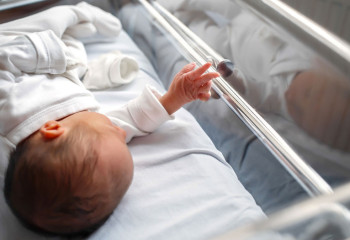 Жаңа жыл қарсаңында елімізде 240 сәби дүниеге келді