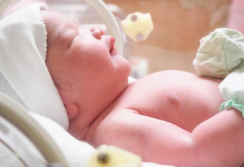 Жаңа жылдың бірінші күні елімізде 782 нәресте дүниеге келді