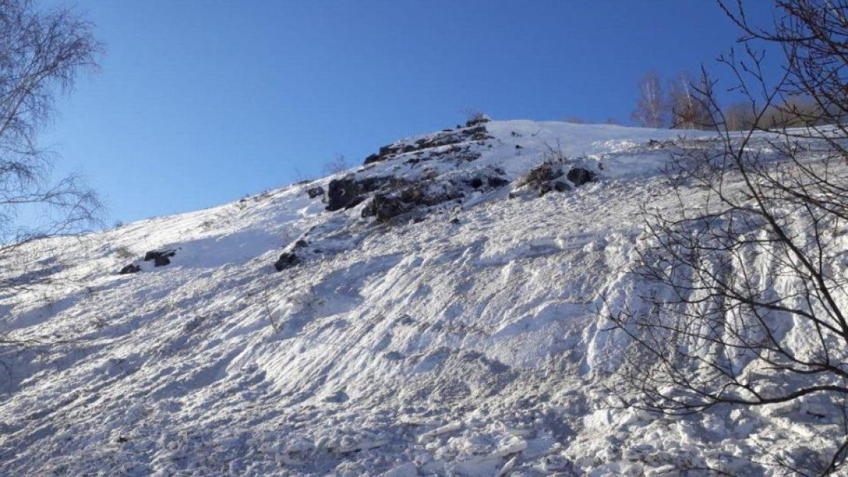 В горах Восточно-Казахстанской области возможен сход лавин