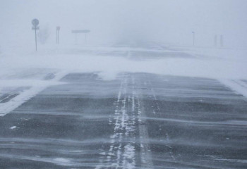 Из-за непогоды остаются закрытыми 32 участка республиканских автодорог
