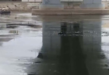 Двое мужчин провалились под лед в Атырау