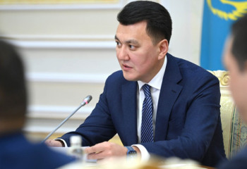 Ерлан Қарин Үкіметтегі өзгерістерге қатысты пікір білдірді