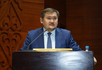 Стипендии казахстанских студентов увеличат в 2 раза до 2025 года