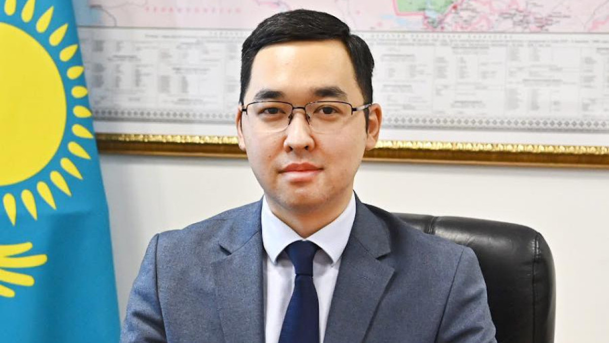  Ruslan Zheldibay 