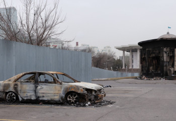 Қаңтар куәгері: өртенген, тоналған және қираған көліктер көп болды