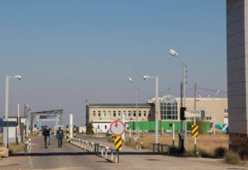 China to lift quarantine restrictions on border In January