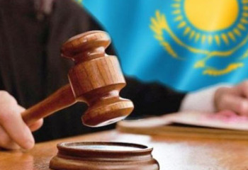 Конституционный Суд постановил признать утратившим силу закон о Первом Президенте