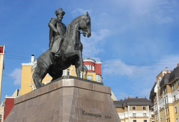 Депутат Кенесары ханның сүйегін елге қайтару мәселесін көтерді