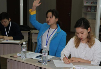 Министерство просвещения популяризирует дебаты среди учащихся