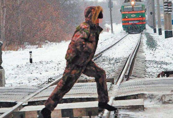 Более 20 фактов экстренного торможения поездов зарегистрировали с начала года