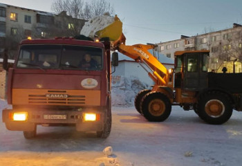 За ночь из Астаны вывезено свыше 20 тысяч кубометров снега