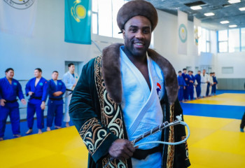 Легенда дзюдо из Франции провел тренировку с казахстанскими дзюдоистами