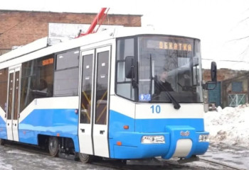 Өскеменде жаңа трамвай жолаушыларды тегін тасымалдады